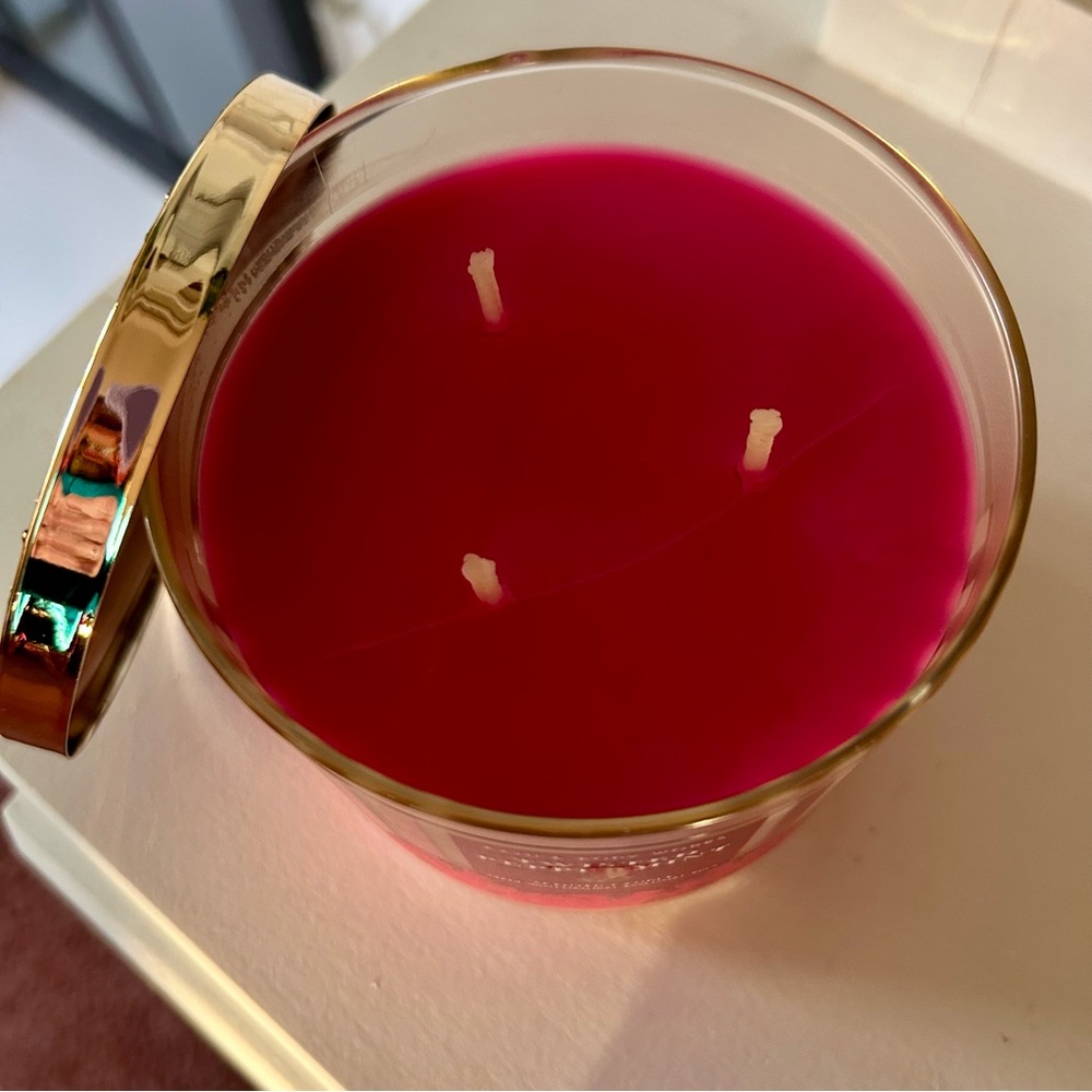 Bath & Body Works, large 3-wick candle, “Twisted Peppermint “ scent, NEW - Picture 2 of 7